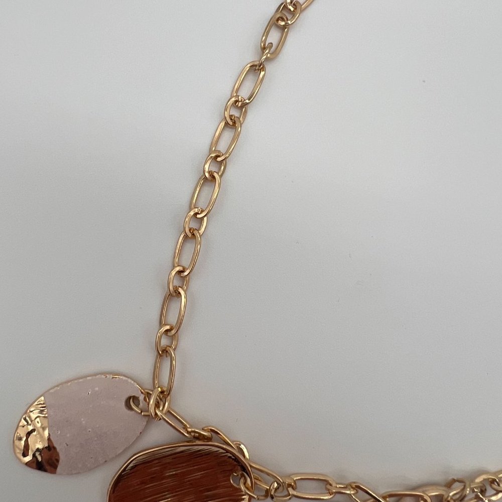 NWOT 🥀 18" White & Gold Teardrop Necklace w/ 4" Extender Women's Time And Tru - Picture 8 of 11